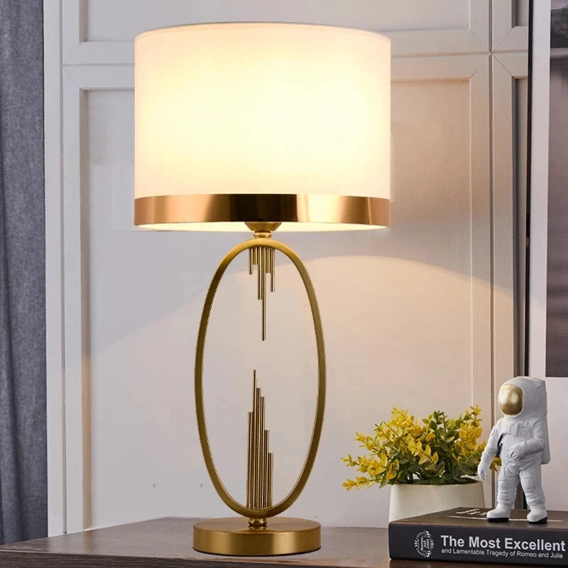 Élan Table Lamp