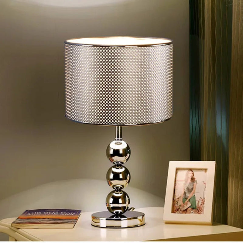 Eclipse Noir Table Lamp