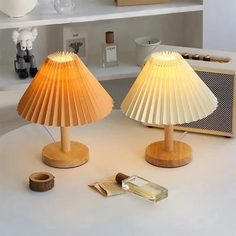 Veloura™ Pleated Aura Lamp